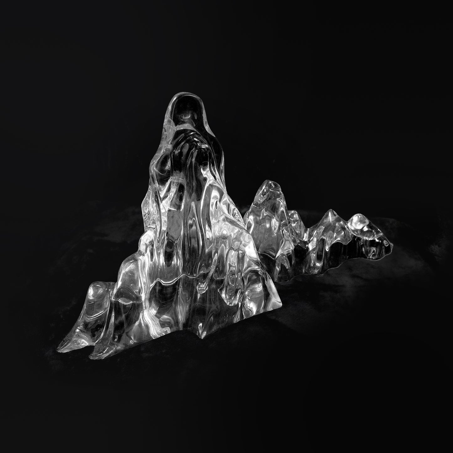 Mountain Art Sculpture - Giant Crest