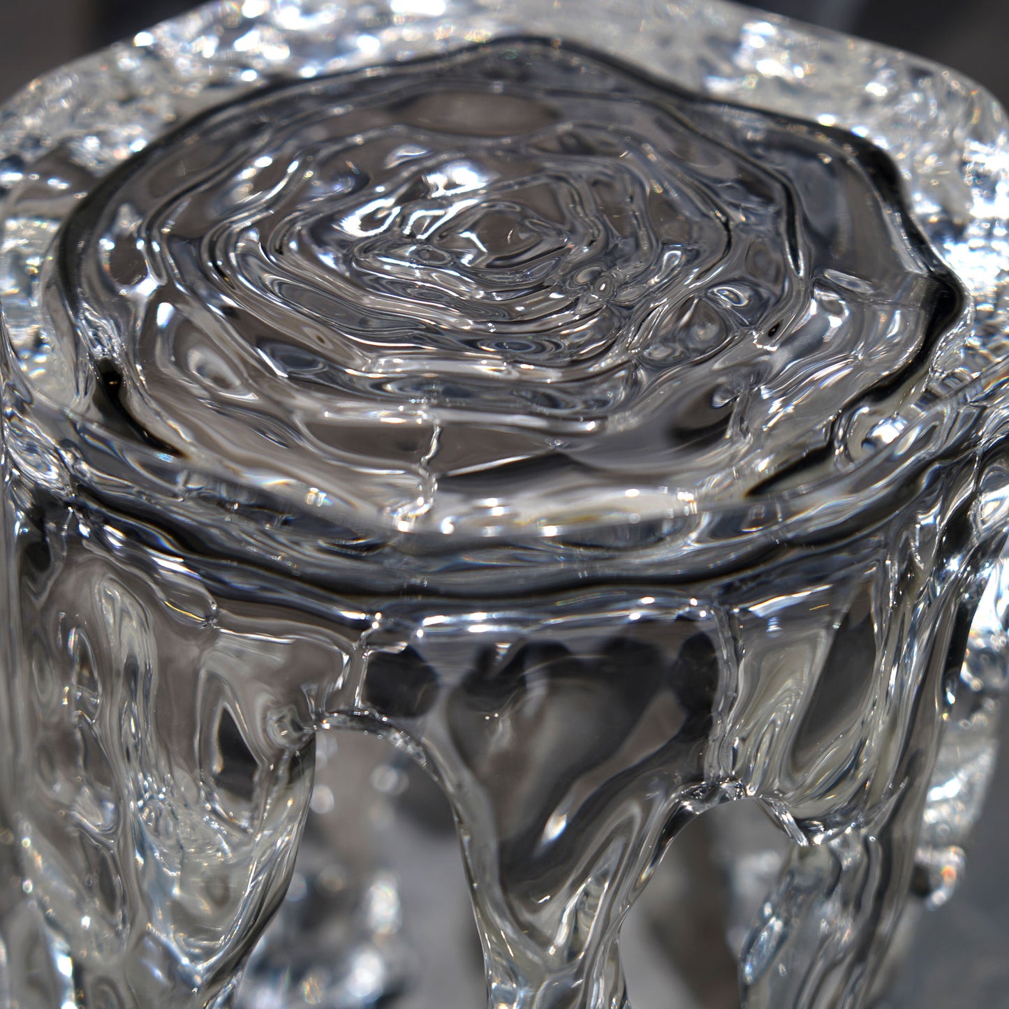 Frozen Stream Stool Table