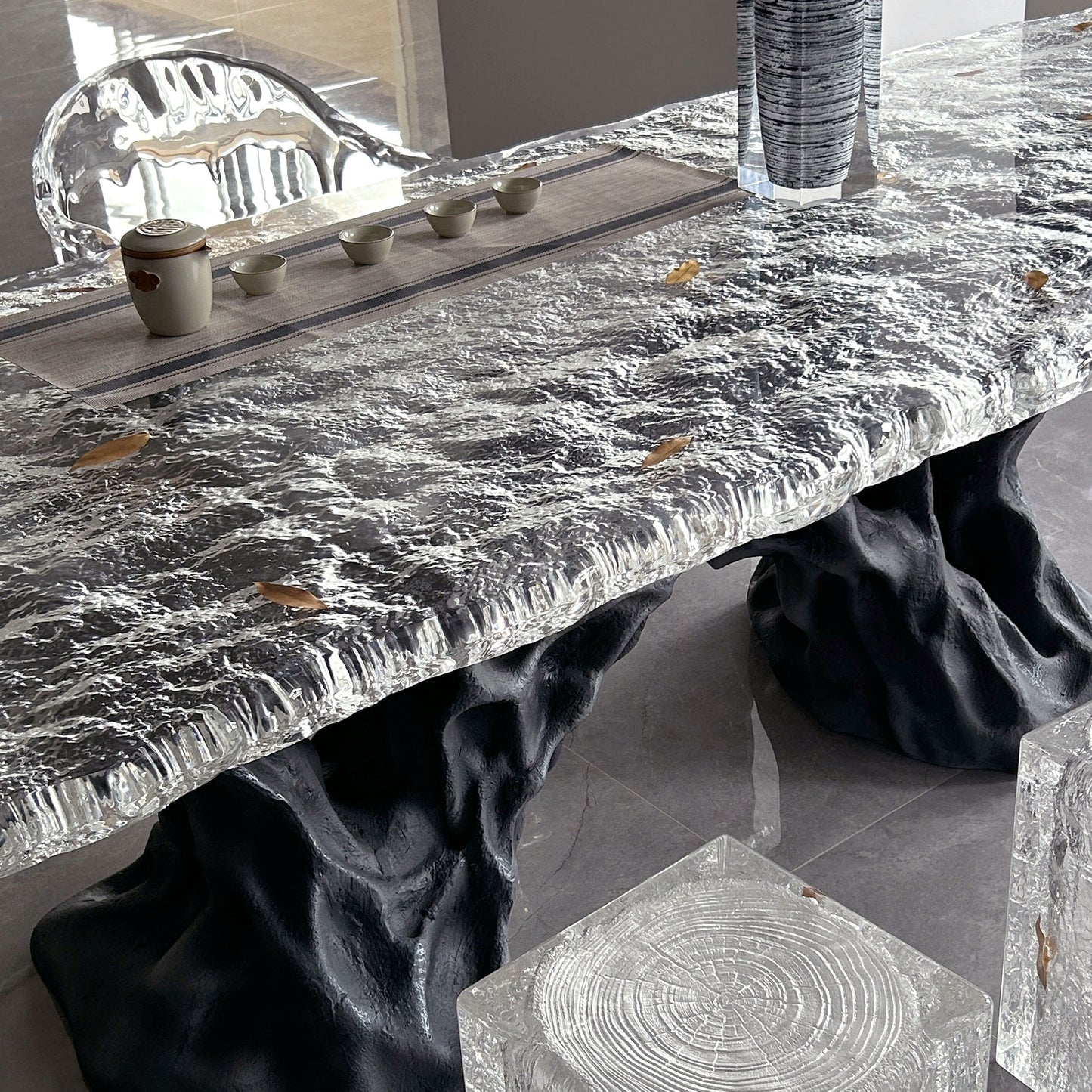 Obsidian Cavern Long Table