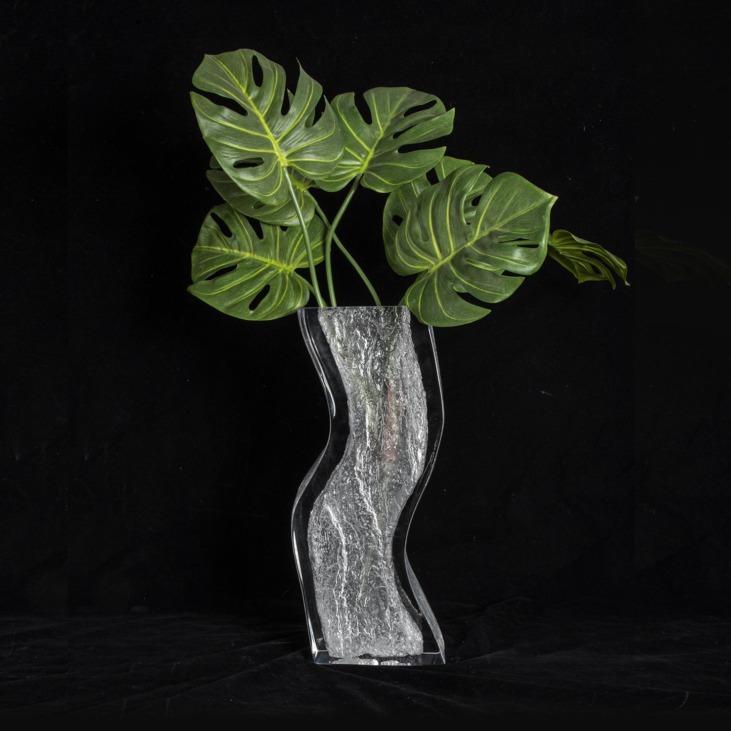 S-shape Glacier vase
