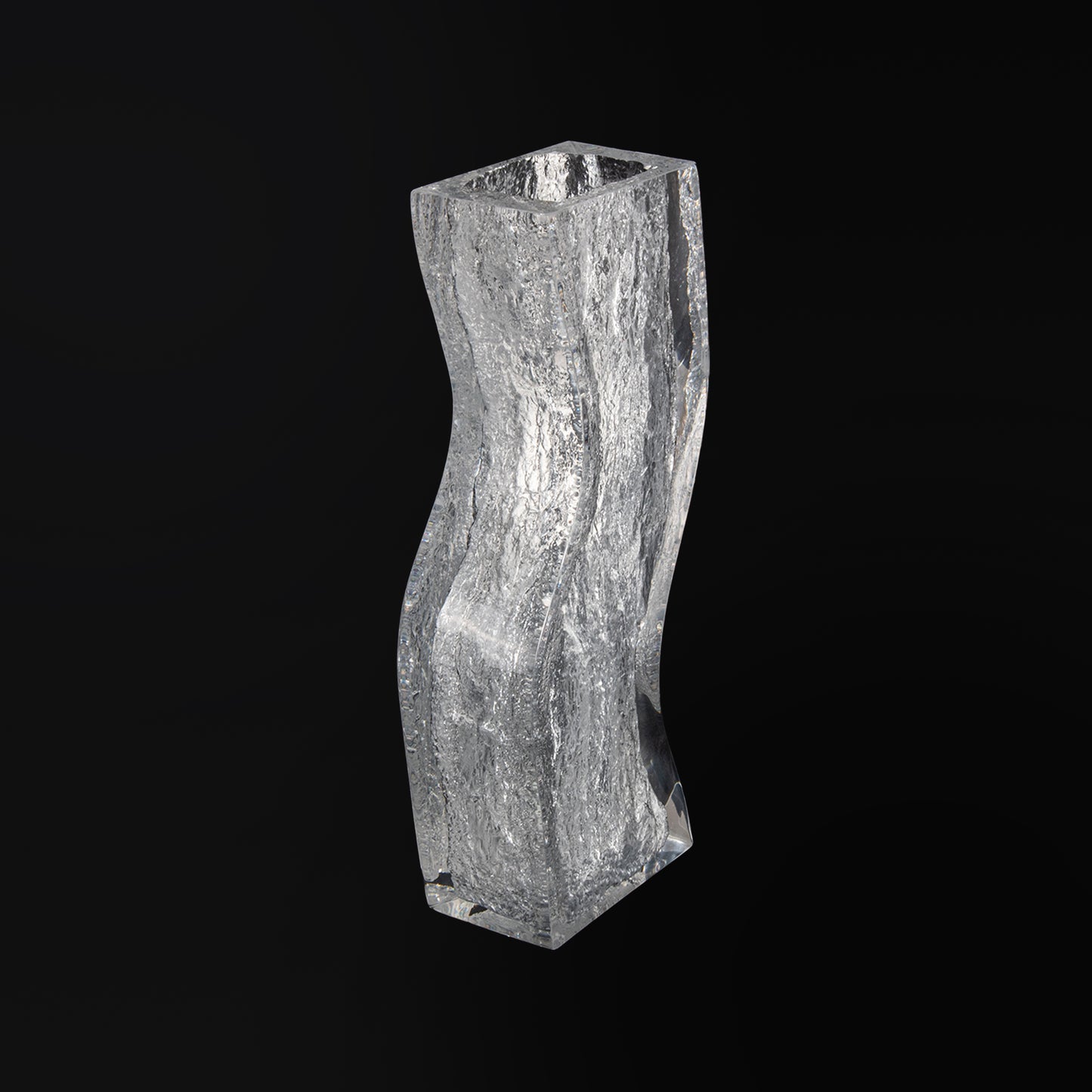 S-shape Glacier vase