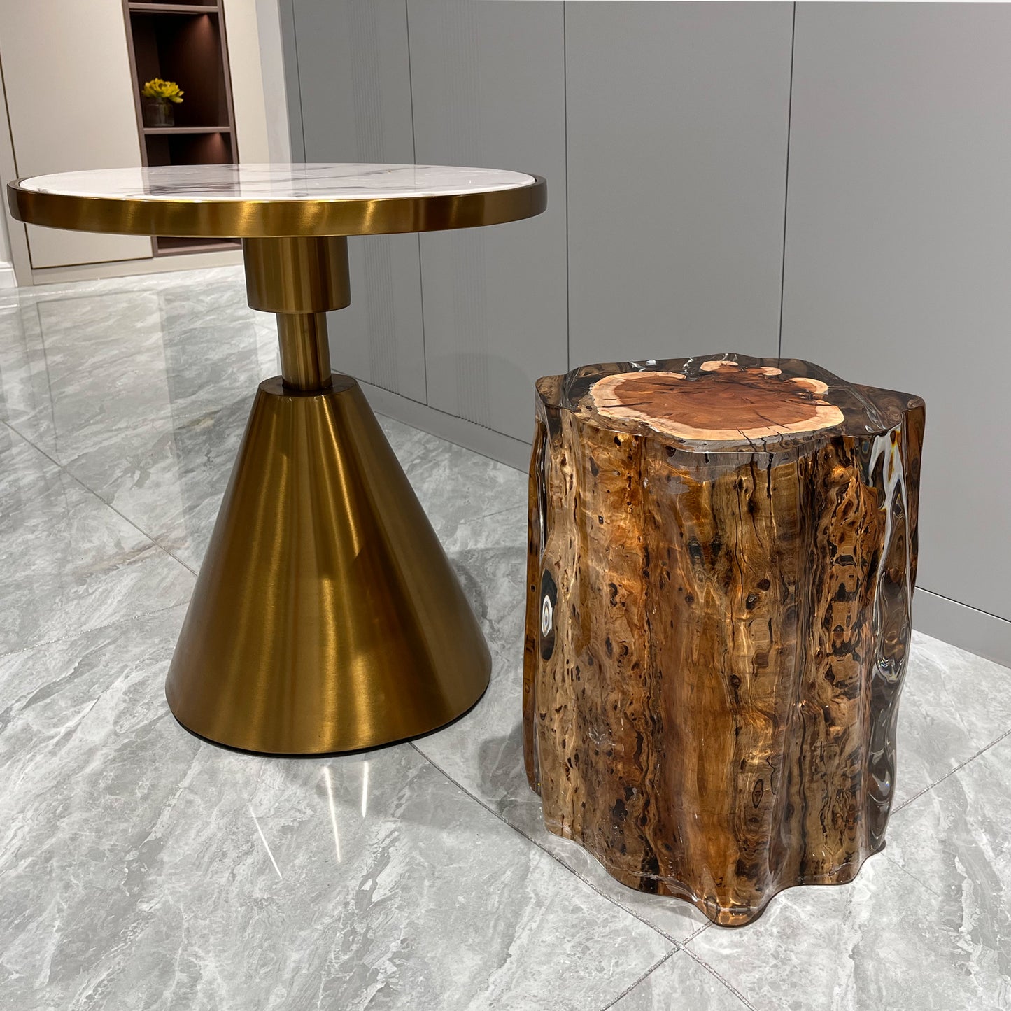 Sandalwood Stump Stool Table - Ripple