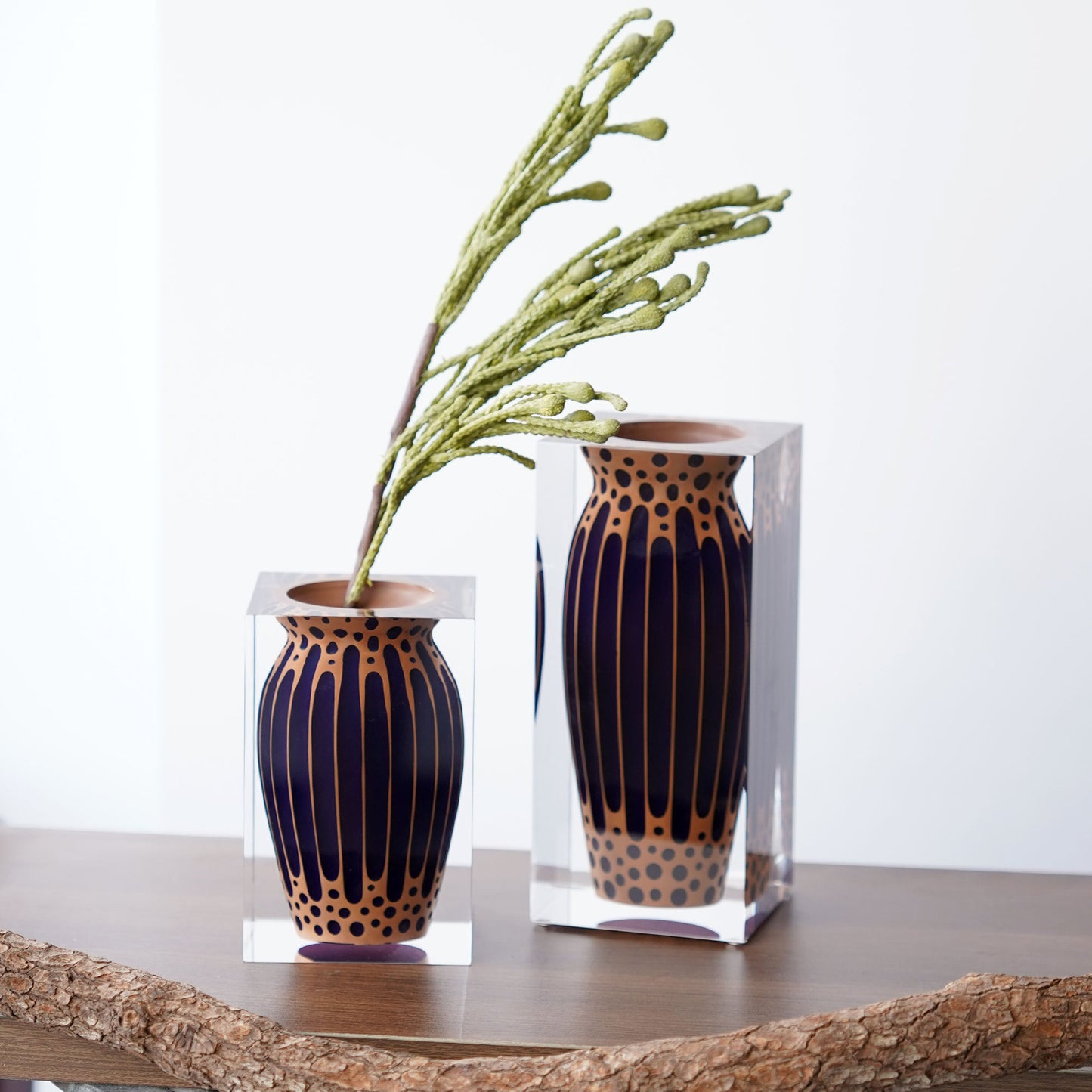 Sand Pulse Short Vase - Narrow Neck