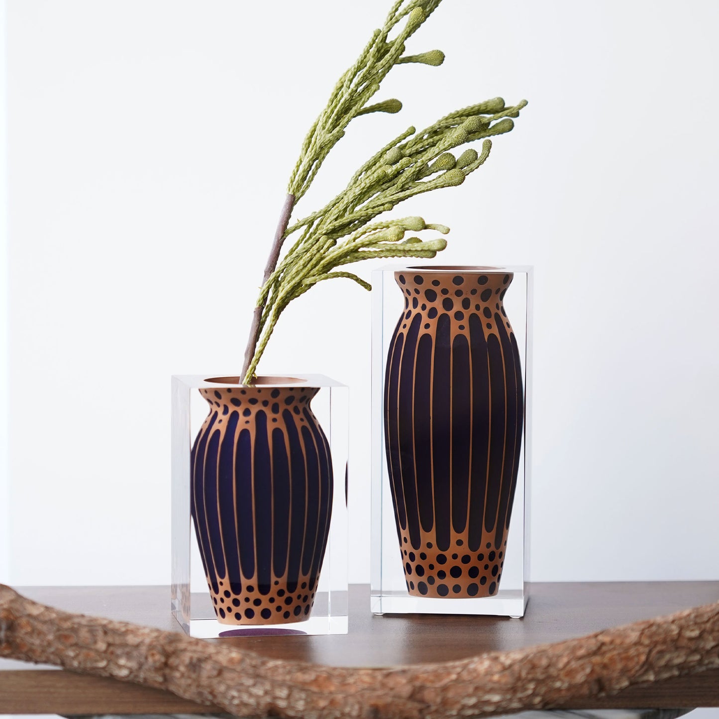 Sand Pulse Short Vase - Narrow Neck
