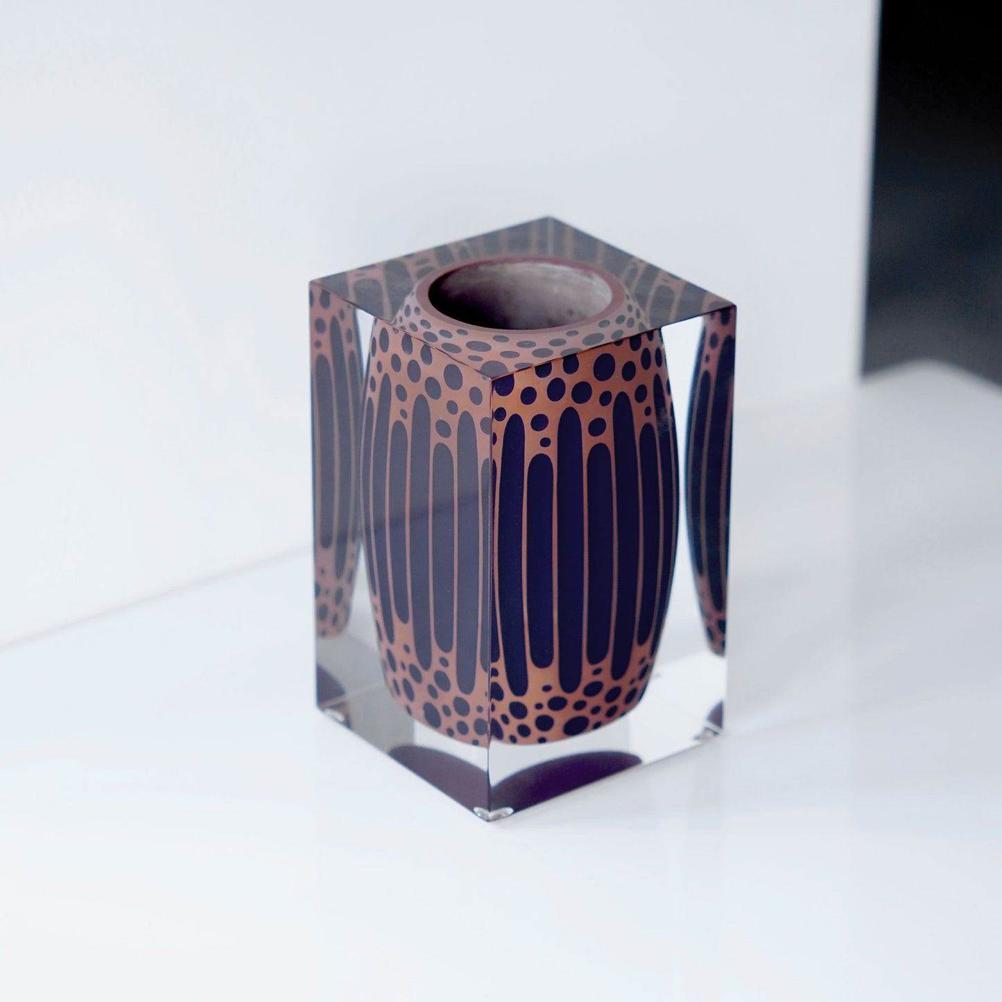 Sand Pulse Short Vase