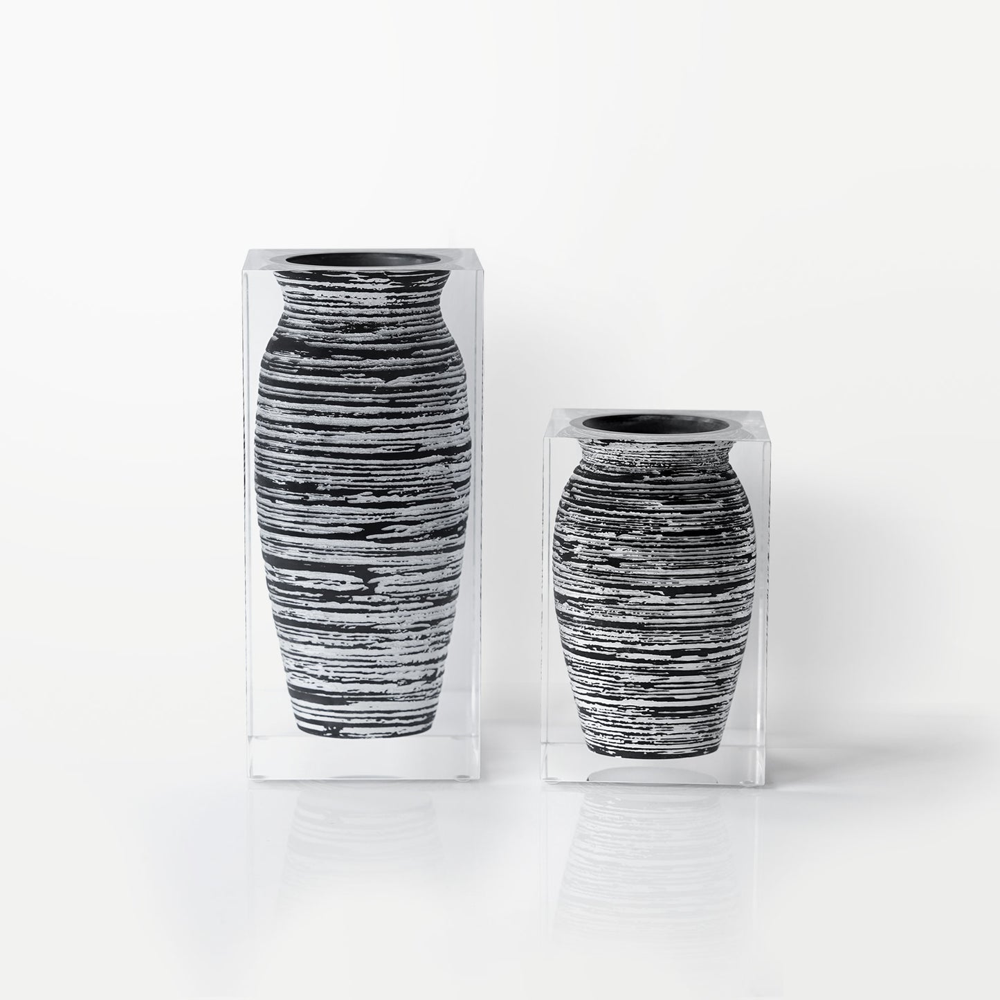 Strata Short Vase - Narrow Neck