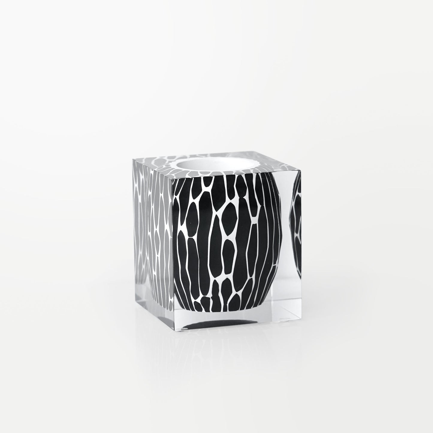 Totem Noir Short Vase